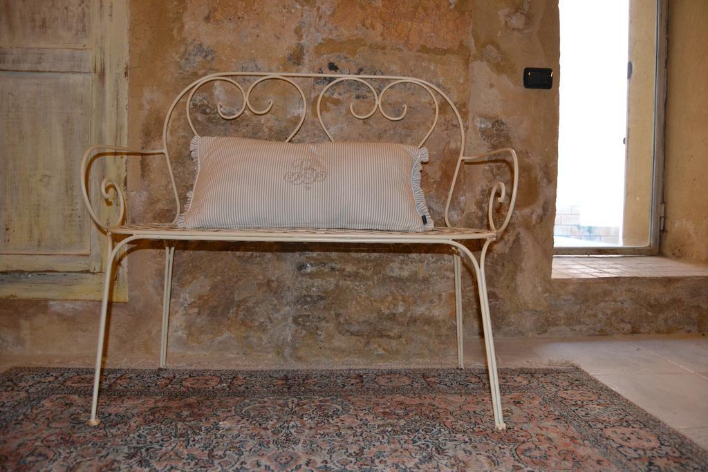 Bed and Breakfast Le Stanze Dello Scirocco Sicily Luxury Agrigento Exterior foto